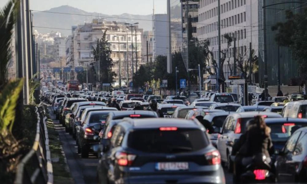 Πως πιστεύει η κυβέρνηση πως θα λύσει το κυκλοφοριακό της Αθήνας-Σχέδιο με 4+4 κινήσεις